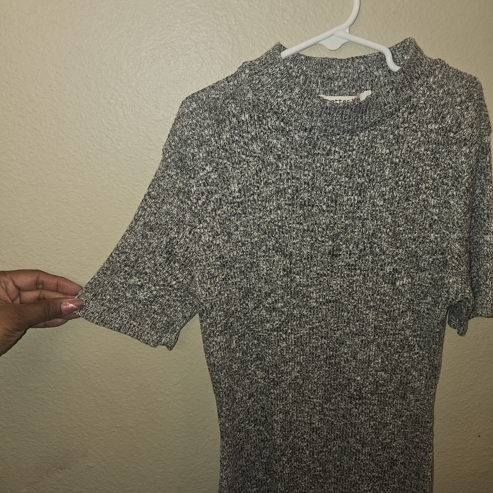 Better Be Gray and White Bodycon Dress Short Sleeve Crew Neck - Picture 3 of 10